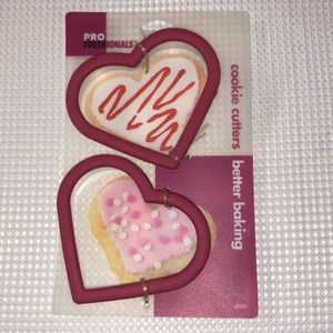 Pro Freshionals 2pc Heart Cookie Cutters with Plastic Grip Set New on Card